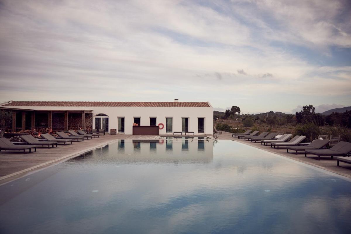 Craveiral Farmhouse By Belong Staying & Feeling São Teotónio Exteriér fotografie