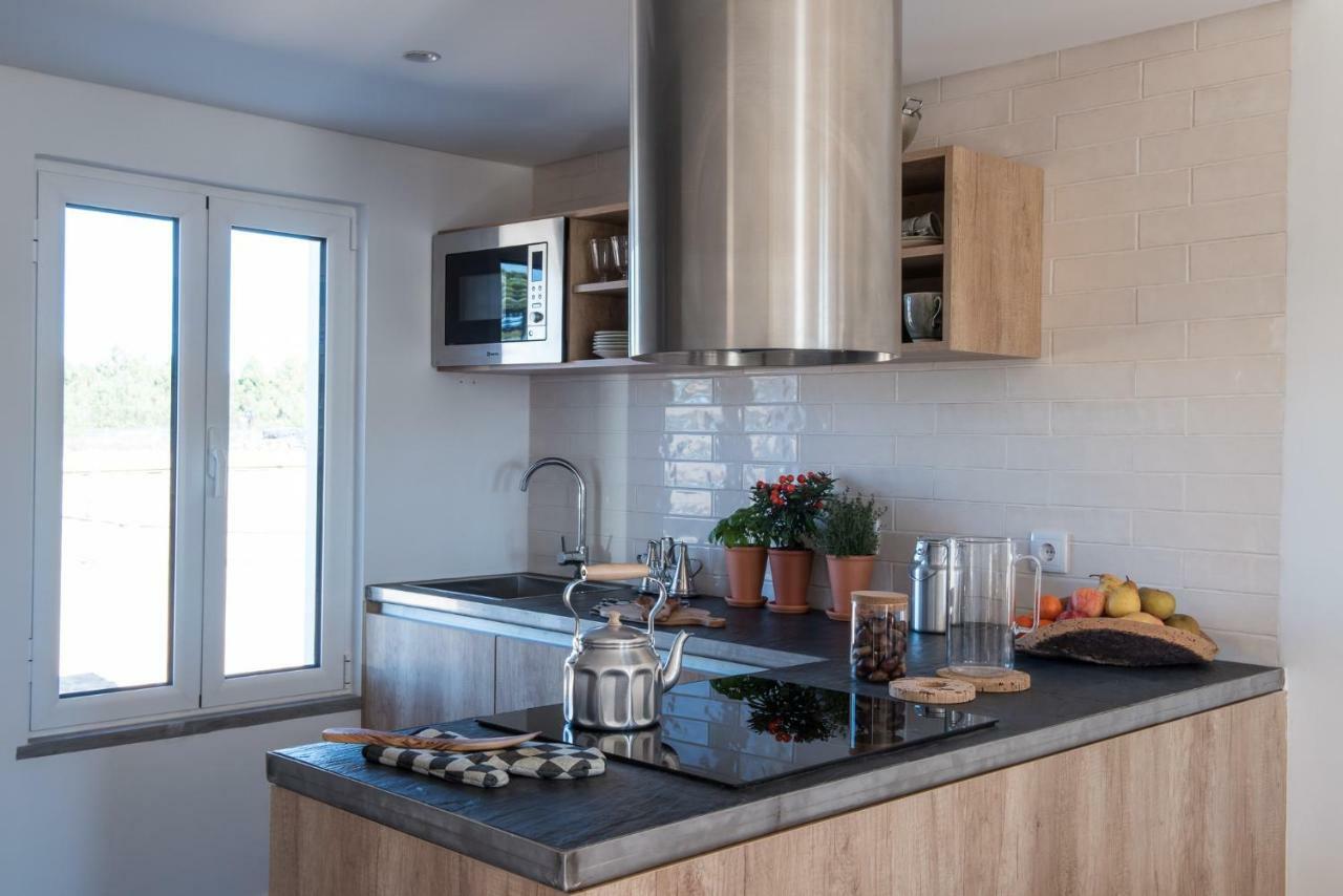 Craveiral Farmhouse By Belong Staying & Feeling São Teotónio Exteriér fotografie
